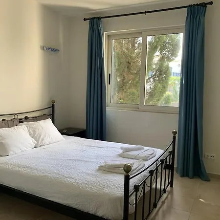 Cassiopeia 1-bedroom Beachfront With Pool * Chania (Crete)