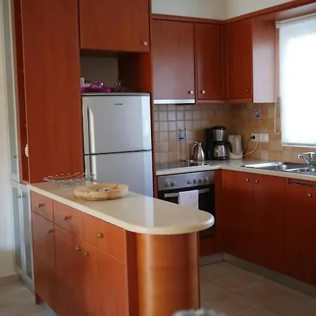 Cassiopeia 1-bedroom Beachfront With Pool La Canea