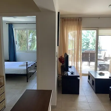 Cassiopeia 1-bedroom Beachfront With Pool Appartamento