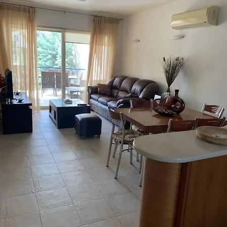 Cassiopeia 1-bedroom Beachfront With Pool Appartamento La Canea